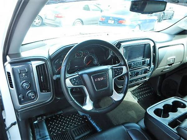 2017 GMC SIERRA 4X4 Z71 CREWCAB! LEATHER HEATED SEATS! BRAND NEW TIRES for sale in GROVER BEACH, CA – photo 20