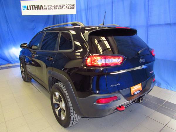 2017 Jeep Cherokee Trailhawk 4x4 Ltd Avail - - by for sale in Anchorage, AK – photo 9
