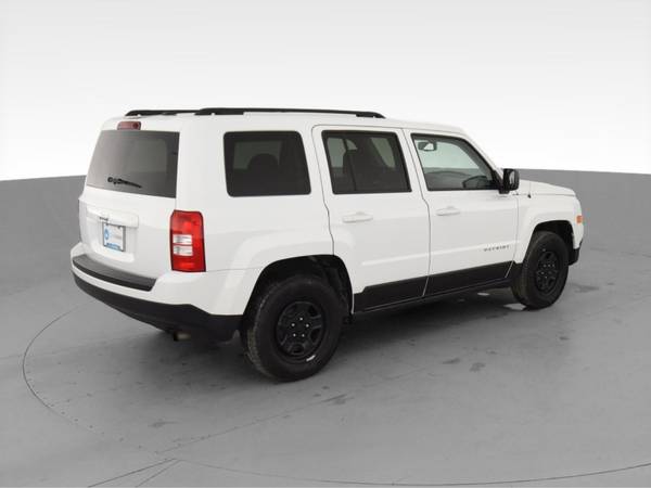 2016 Jeep Patriot Sport SUV 4D suv White - FINANCE ONLINE - cars &... for sale in Washington, District Of Columbia – photo 11
