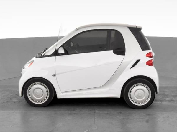 2015 smart fortwo Passion Hatchback Coupe 2D coupe White - FINANCE -... for sale in Valhalla, NY – photo 5