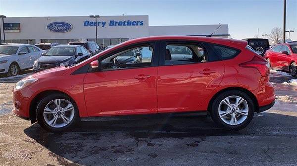 2014 Ford Focus SE hatchback Red - - by dealer for sale in Iowa City, IA – photo 5