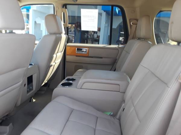 2008 Lincoln Navigator - cars & trucks - by dealer - vehicle... for sale in McAllen, TX – photo 5