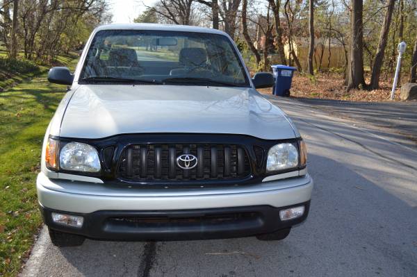 2004 TACOMA SR 5 lowered - cars & trucks - by owner - vehicle... for sale in Naperville, IL – photo 5