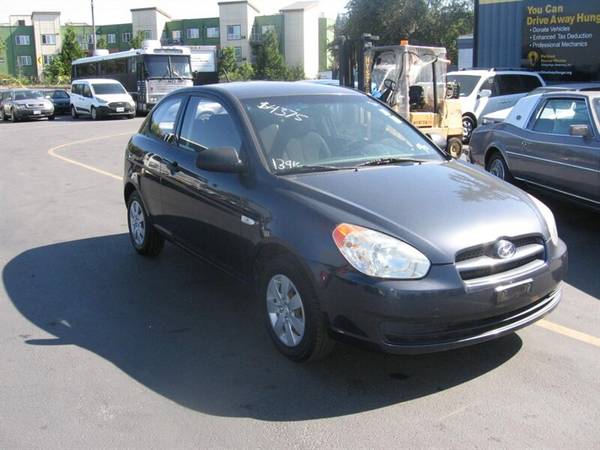 2009 Hyundai Accent GS - - by dealer - vehicle for sale in Portland, OR – photo 2