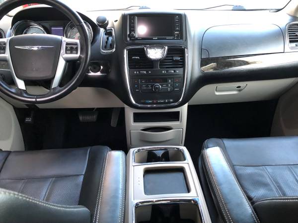 2012 Chrysler Town and Country ***LOADED*** for sale in Candia, VT – photo 12