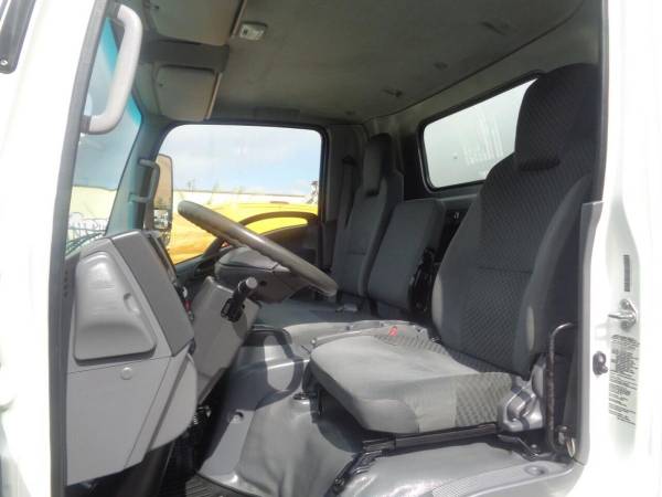 2014 Isuzu NPR-HD Reg Cab Tilt 16ft Box Truck w/ Lift Gate... for sale in Hialeah, FL – photo 8