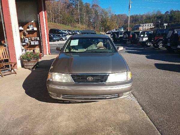 1998 Toyota Avalon XL - cars & trucks - by dealer - vehicle... for sale in Cleveland, SC – photo 3