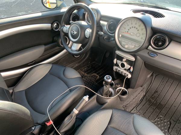 2009 Mini Cooper clubman - cars & trucks - by owner - vehicle... for sale in Corona, NY – photo 18