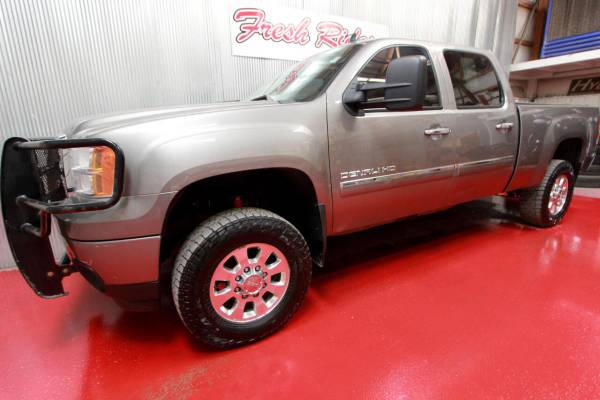 2013 GMC Sierra 2500HD 4WD Crew Cab 153 7 Denali - GET APPROVED! for sale in Evans, WY – photo 2