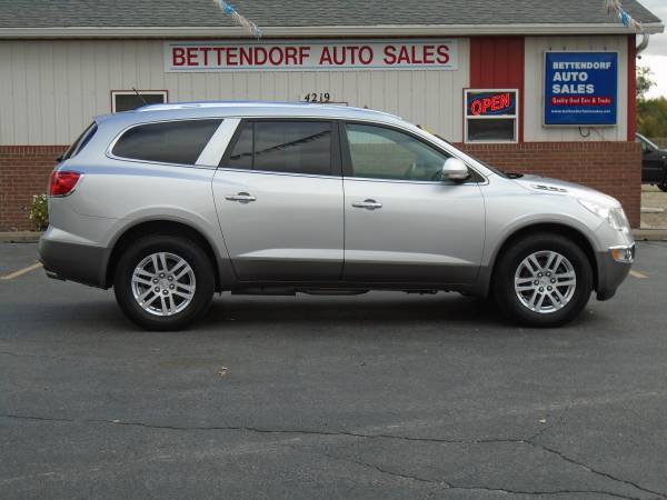 2012 Buick Enclave - cars & trucks - by dealer - vehicle automotive... for sale in Bettendorf, IA – photo 2