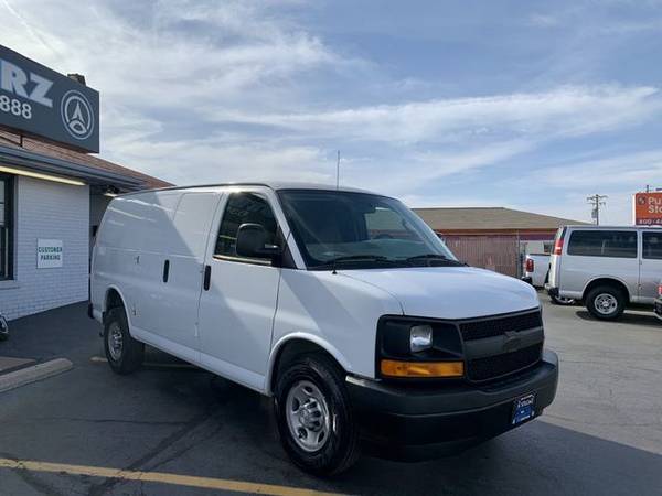 2017 Chevrolet Express 2500 Cargo - Financing Available! - cars &... for sale in St. Charles, MO – photo 3