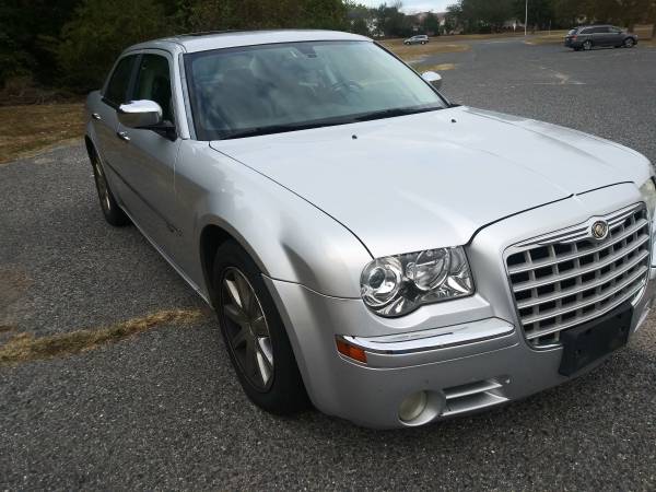 2008 Chrysler 300m (HEMI) Cheap!! for sale in Temple Hills, District Of Columbia – photo 3