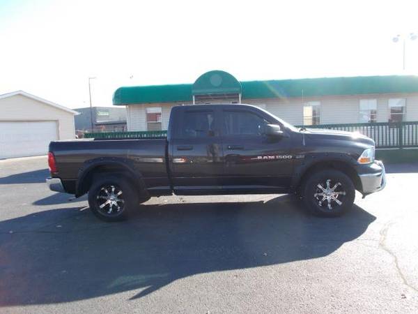 2011 RAM 1500 SLT Quad Cab 4WD - cars & trucks - by dealer - vehicle... for sale in Elkhart, IN – photo 7