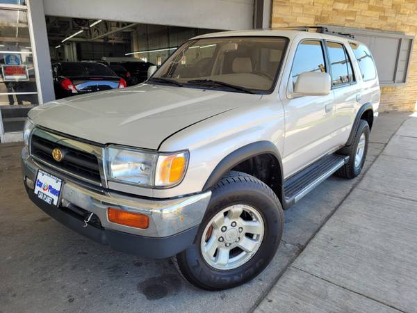 1997 TOYOTA 4RUNNER - - by dealer - vehicle automotive for sale in MILWAUKEE WI 53209, WI