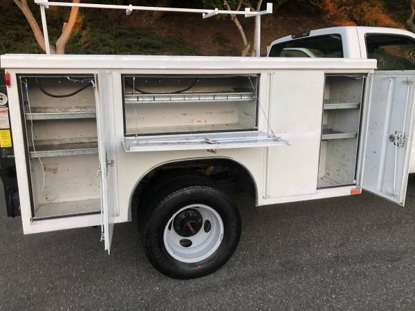 1999 GMC 1 ton Sierra 3500 utility truck 120,000 miles one owner for sale in Irvine, CA – photo 14