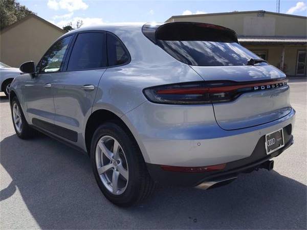 2019 Porsche Macan Base - SUV - cars & trucks - by dealer - vehicle... for sale in Naples, FL – photo 6