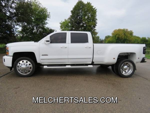 2016 CHEVROLET 3500HD CREW HIGH COUNTRY DRW DURAMAX 4WD MOON DVD NAV... for sale in Neenah, WI – photo 2