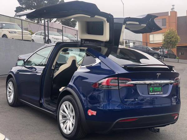 Pending sale 2017 Tesla Model X 100d 17k ev specialist-peninsula for sale in Daly City, CA – photo 11