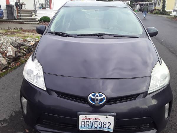 2012 Toyota Prius Basic Model - cars & trucks - by owner - vehicle... for sale in Federal Way, WA – photo 3