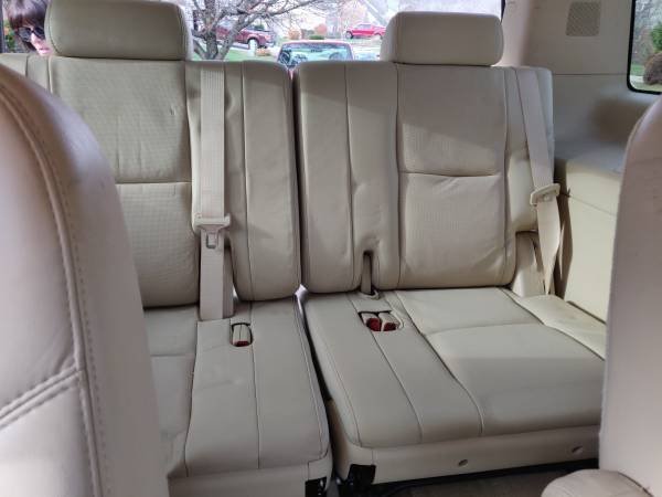 2008 Cadillac Escalade - cars & trucks - by owner - vehicle... for sale in Cincinnati, OH – photo 16