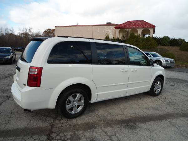 Dodge Grand Caravan Reliable Safe Van Extra Clean **1 Year... for sale in Hampstead, MA – photo 5