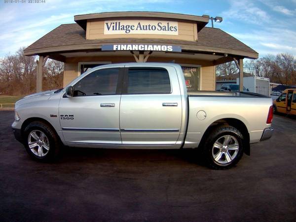 2014 RAM 1500 CREW CAB SLT - cars & trucks - by dealer - vehicle... for sale in Shawnee, MO – photo 5