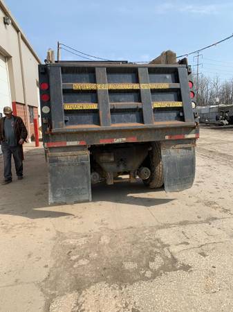 1994 Volvo Tandem Axle Dump for sale in Cleveland, OH – photo 6