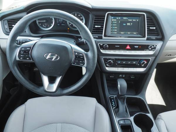 2018 Hyundai Sonata SE - - by dealer - vehicle for sale in Bend, OR – photo 14
