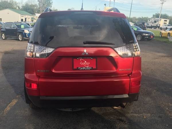 2008 Mitsubishi Outlander ES 4WD SUV - LOW Miles! for sale in Spencerport, NY – photo 15