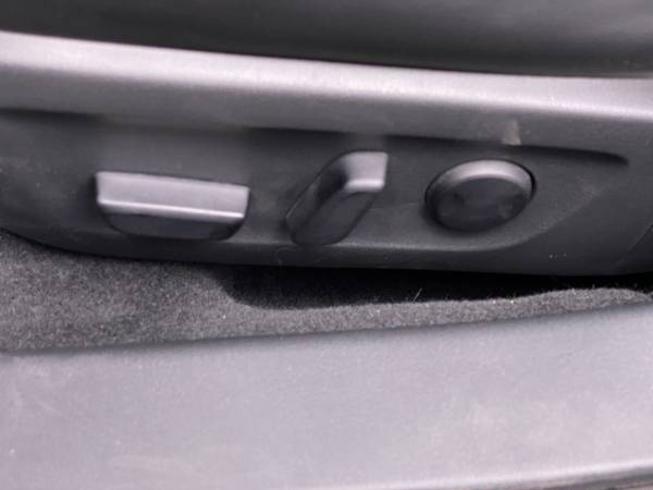2019 MAZDA MAZDA3 Premium Hatchback 4D hatchback Gray - FINANCE... for sale in Fort Collins, CO – photo 24