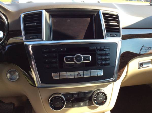 ONLY 46K MILES! 2012 Mercedes-Benz ML350 AWD FREE WARRANTY for sale in Metairie, LA – photo 8