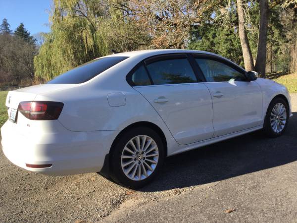 2016 VW Jetta SEL Autobahn Edition lowest mile! - cars & trucks - by... for sale in Portland, OR – photo 2