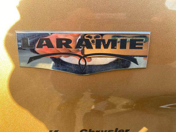 2011 RAM Ram Pickup 1500 Laramie 4x4 4dr Crew Cab 5.5 ft. SB Pickup for sale in Bayonne, NJ – photo 6