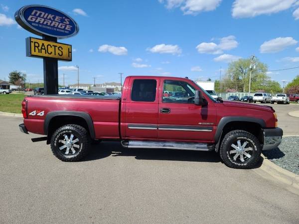 2005 Chevrolet Silverado 2500HD LT 4dr 4WD SB ONLY 99K MILES - cars for sale in Faribault, WI – photo 9