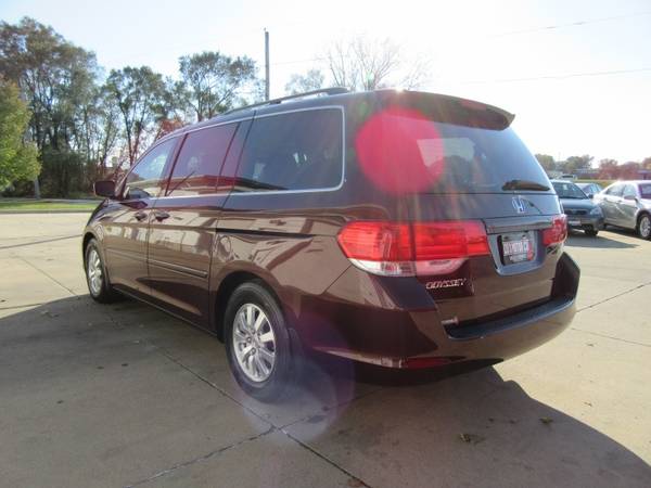 2010 Honda Odyssey 5dr EX-L - cars & trucks - by dealer - vehicle... for sale in Waterloo, IA – photo 5
