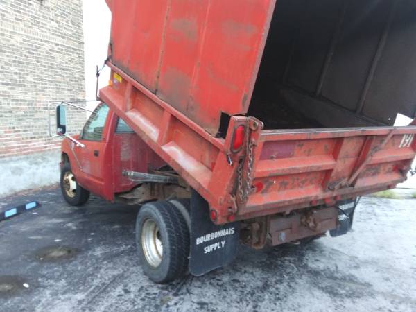 Dump Truck, Chipper Box,Chevy 3500,Runs Good,Low Miles-50K,1 Owner,See for sale in Midlothian, IL – photo 2