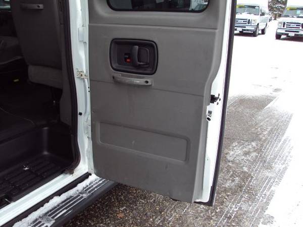 2011 Chevrolet Express Passenger 2500 135 1LS 4X4 QUIGLEY 12... for sale in waite park, ND – photo 7