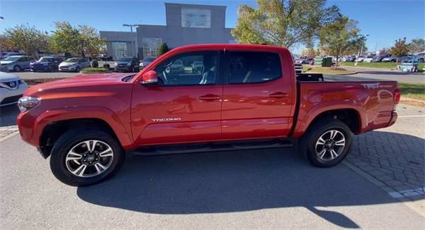 2018 Toyota Tacoma pickup - - by dealer - vehicle for sale in Murfreesboro, TN – photo 6