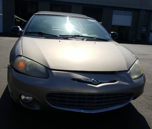 2002 CHRYSLER SEBRING LXi CONVERTIBLE, 2 7L V6, clean, runs good for sale in Coitsville, OH – photo 9