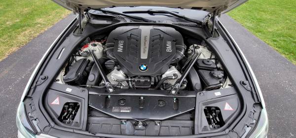 2013 BMW 550i X-Drive M-Sport - cars & trucks - by owner - vehicle... for sale in Glen Ellyn, IL – photo 21