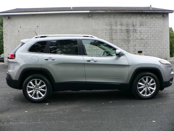 15 Jeep Cherokee Limited, 4cyl, Leather, Sunroof, Nav, Like New! 59K! for sale in binghamton, NY – photo 6