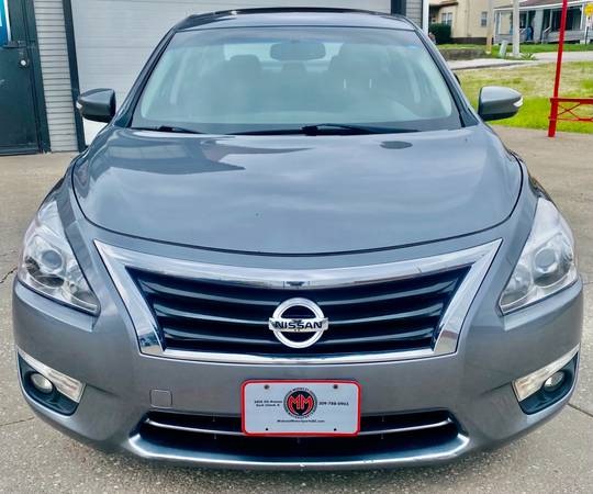 Nissan Altima - - by dealer - vehicle automotive sale for sale in Rock Island, IA – photo 4