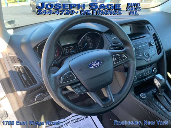 2016 Ford Focus SE - Nice vehicles sold here! Get financed here! -... for sale in Rochester , NY – photo 4