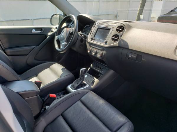2017 VW Tiguan Limited - 40k Mi. - Leather, Heated Seats, Backup Cam for sale in Fort Myers, FL – photo 8