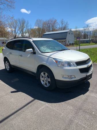 2012 Chevy Traverse LT AWD for sale in Cicero, NY – photo 3
