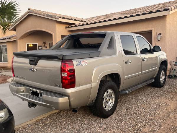 2008 Chevy Avalanche - cars & trucks - by owner - vehicle automotive... for sale in Lake Havasu City, AZ – photo 6