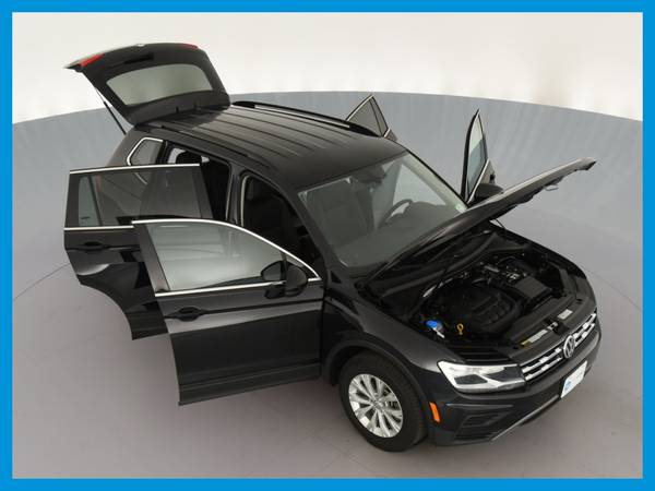 2019 VW Volkswagen Tiguan 2 0T SE 4MOTION Sport Utility 4D suv Black for sale in La Jolla, CA – photo 21