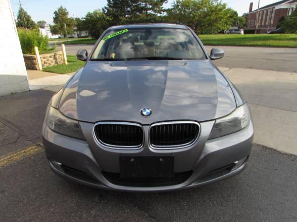 2010 BMW 323I **SUPER CLEAN**MUST SEE**FINANCING AVAILABLE** for sale in redford, MI – photo 3