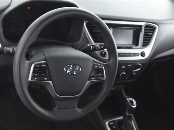 2018 Hyundai Accent SE Sedan 4D sedan Blue - FINANCE ONLINE for sale in Montgomery, AL – photo 2