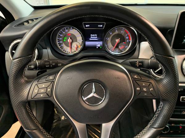 2015 Mercedes GLA 250 AMG Sport * 701 Miles * $39K MSRP * 1 Owner for sale in Scottsdale, AZ – photo 18